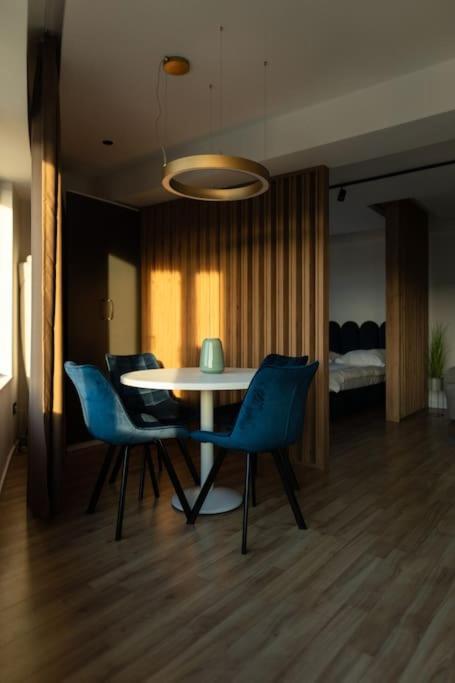 Nest Inn Azure Apartment Cluj-Napoca Exterior photo